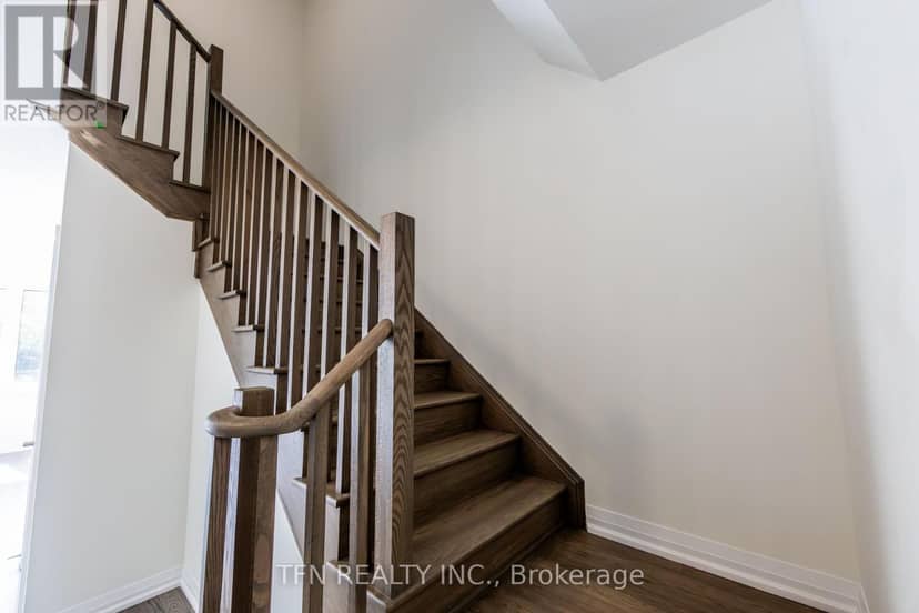 385 Starlight Avenue — photo 25 of 40