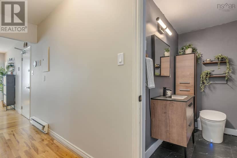 2 1187 Queen Street — photo 18 of 36