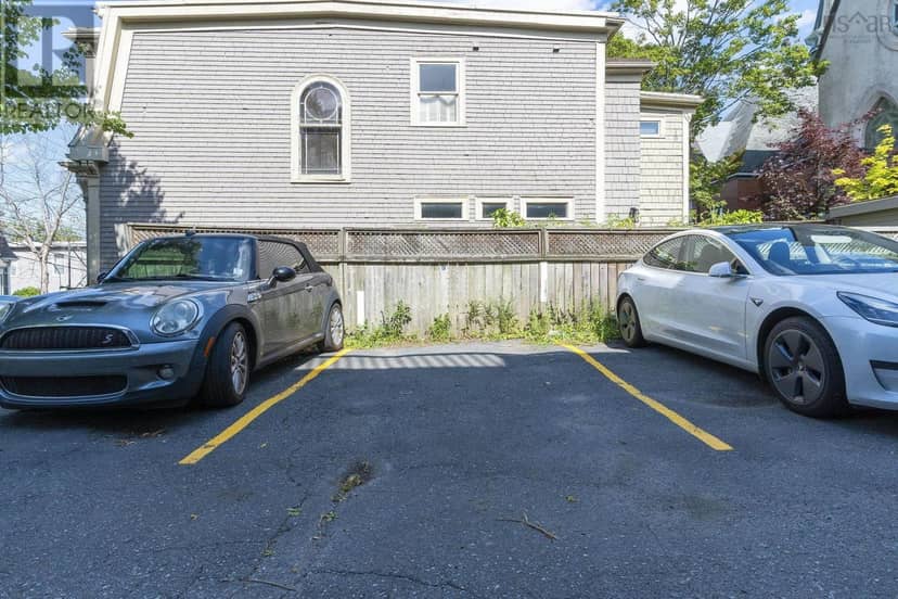 2 1187 Queen Street — photo 32 of 36