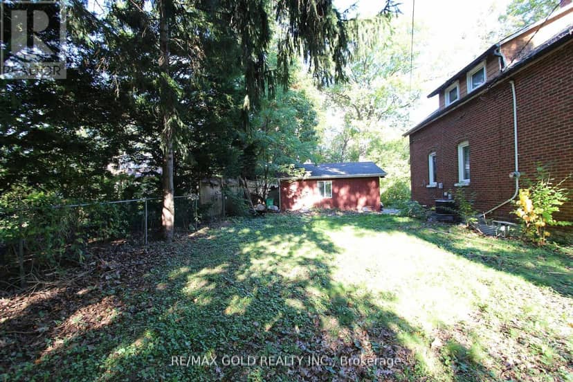 961 Lakeshore Road W — photo 7 of 31