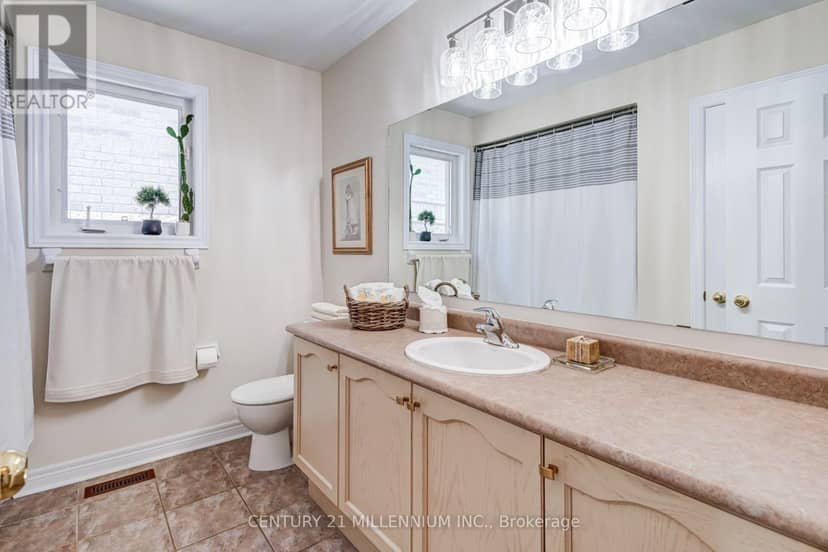 2555 Nichols Drive — photo 33 of 40