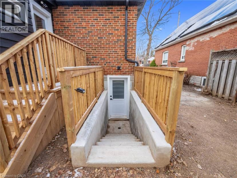 51 WOODBRIDGE Road — photo 39 of 40