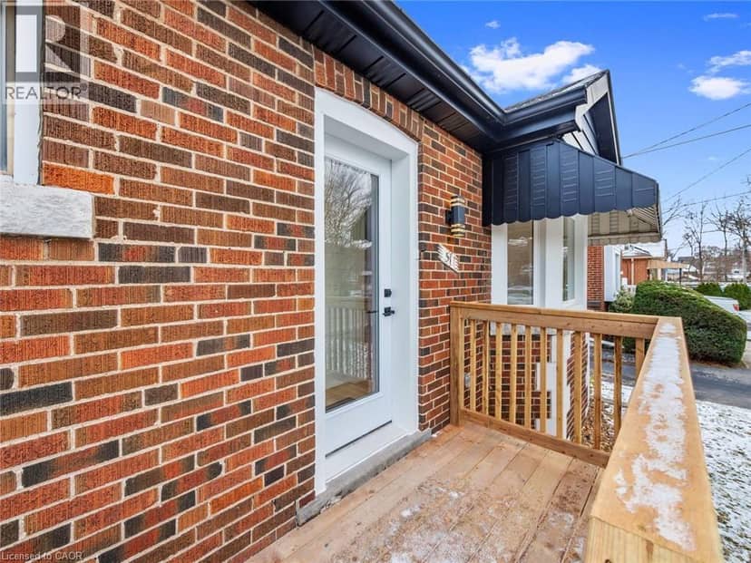51 WOODBRIDGE Road — photo 4 of 40