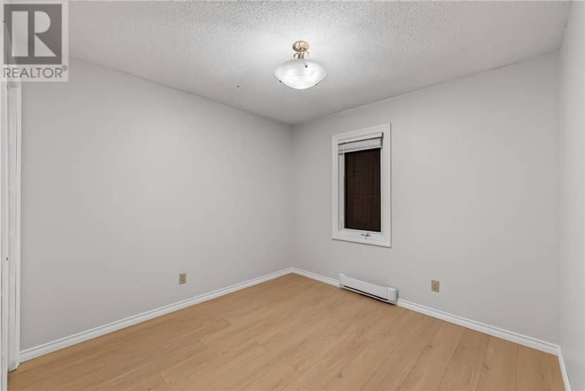 60 Radcliff Park — photo 19 of 22
