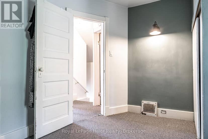96 McNab Street — photo 36 of 40