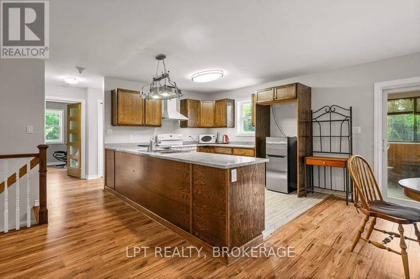 131 Leisure Point Road — photo 9 of 40
