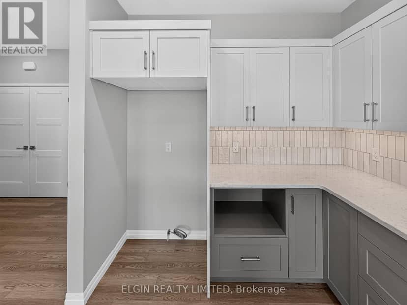6 Thomas Court — photo 12 of 31