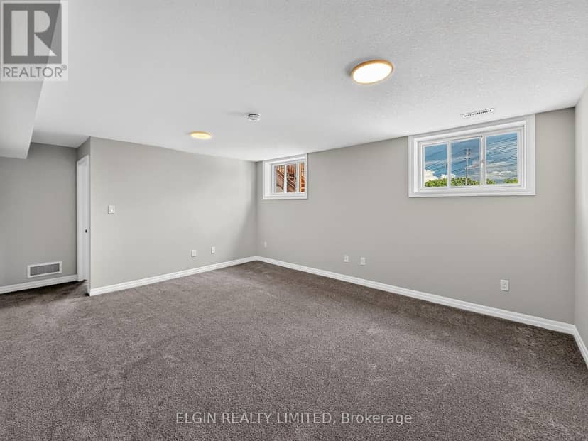 6 Thomas Court — photo 22 of 31