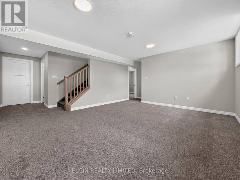 6 Thomas Court — photo 23 of 31