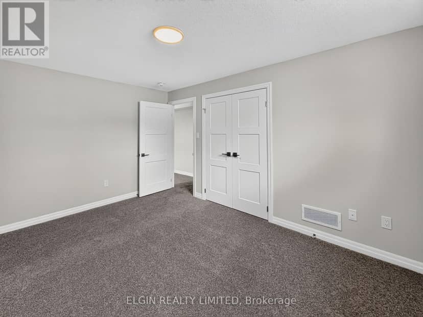 6 Thomas Court — photo 25 of 31
