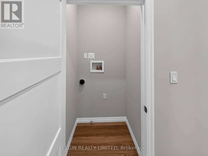 8 Thomas Court — photo 9 of 32