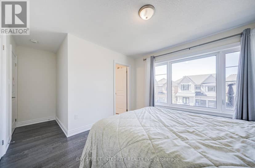 41 Kenneth Rogers Crescent — photo 32 of 40