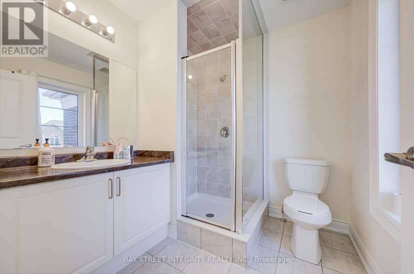 41 Kenneth Rogers Crescent — photo 33 of 40