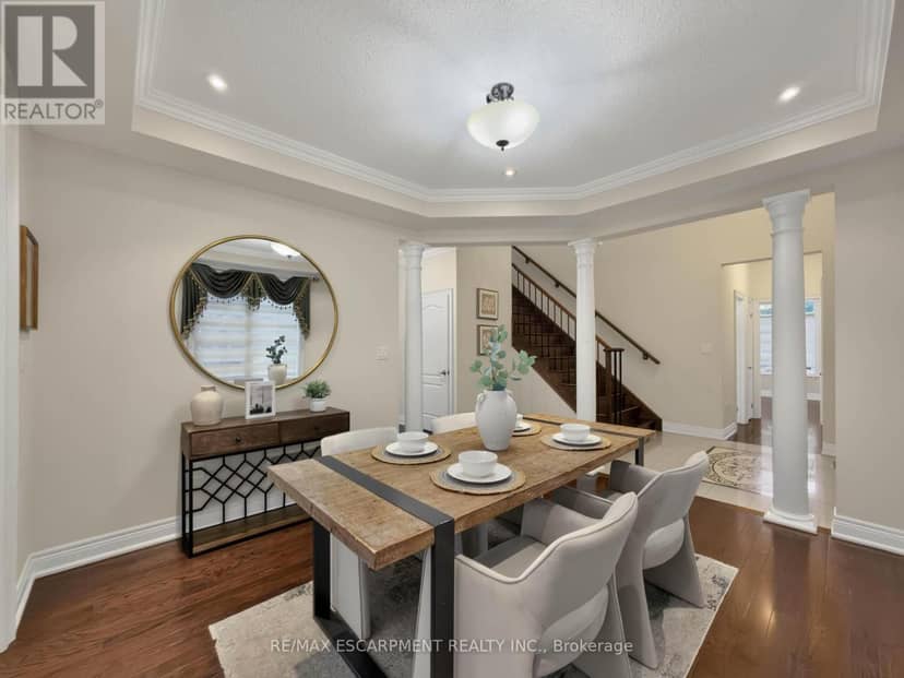 17 - 3353 Liptay Avenue — photo 6 of 40