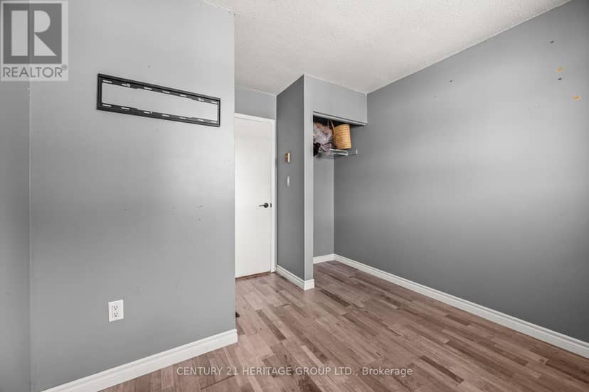 173 Rosemund Crescent — photo 22 of 25