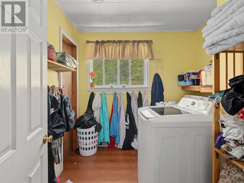 1784 Portugal Cove Road — photo 11 of 25
