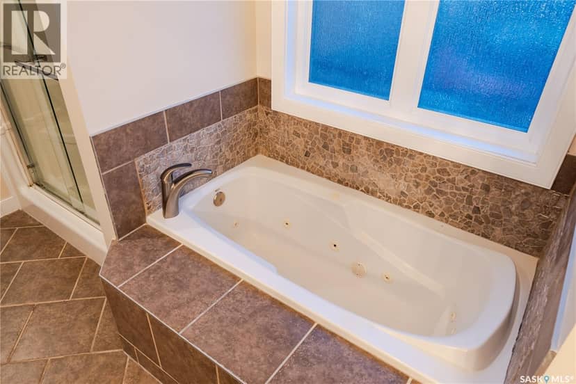 62 Glen Howard WAY — photo 39 of 40