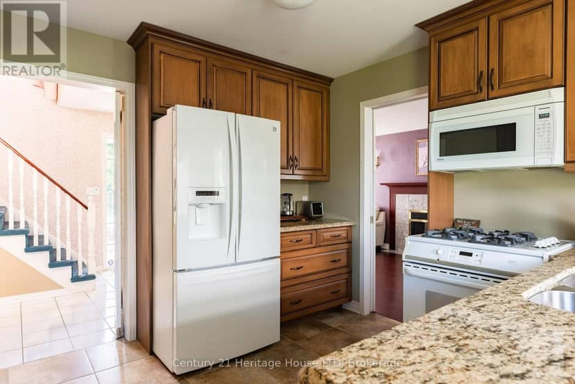 52 Farris Avenue — photo 11 of 40
