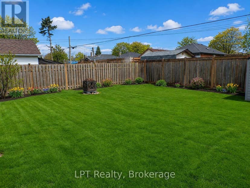 256 Farewell Street — photo 16 of 17