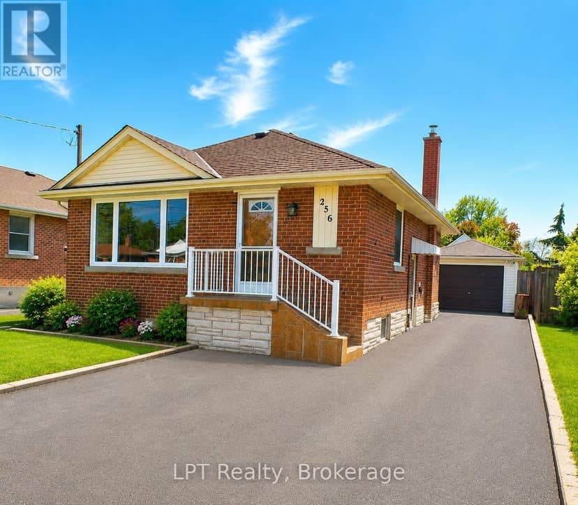 256 Farewell Street — photo 2 of 17