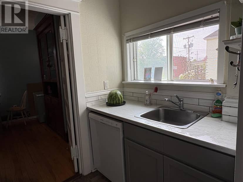 11 Victoria Avenue, Stellarton, photo 7