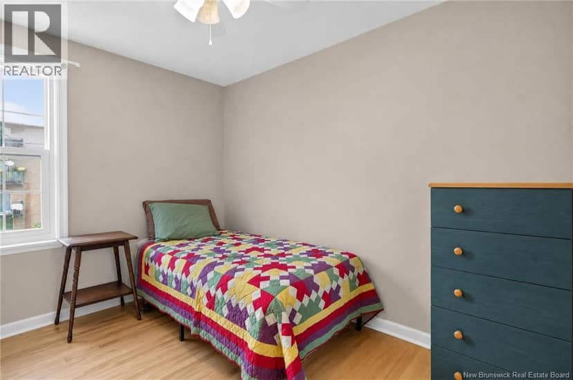210 Blythwood Avenue — photo 19 of 40