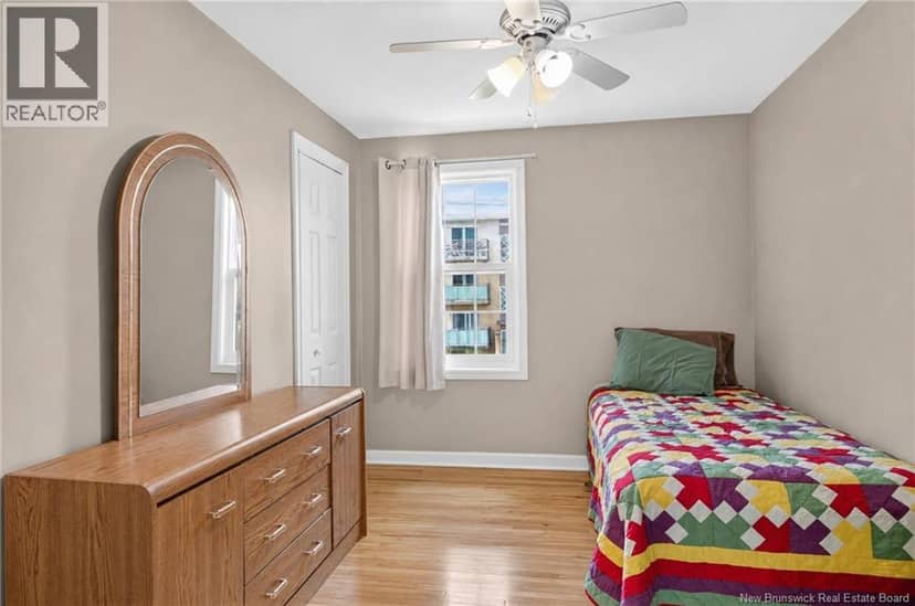 210 Blythwood Avenue — photo 21 of 40