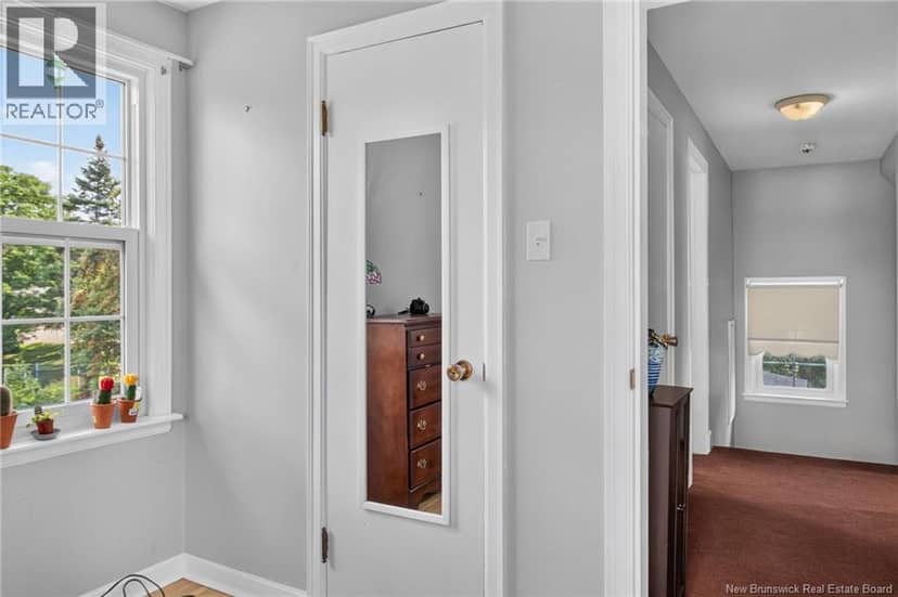 210 Blythwood Avenue — photo 28 of 40