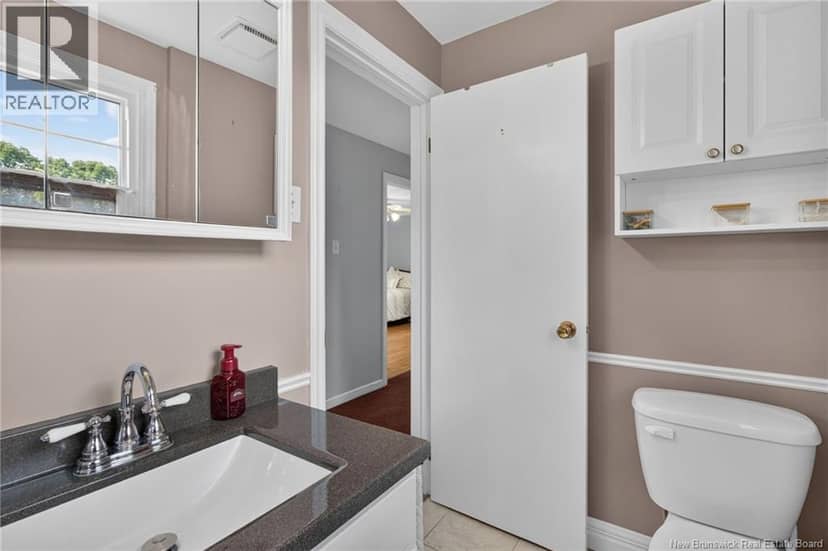 210 Blythwood Avenue — photo 30 of 40