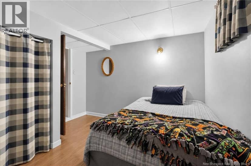 210 Blythwood Avenue — photo 31 of 40