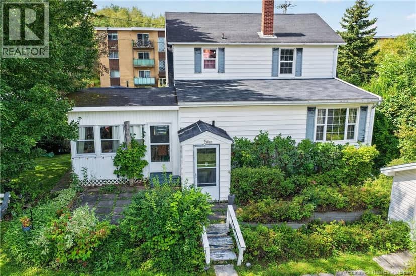 210 Blythwood Avenue — photo 35 of 40