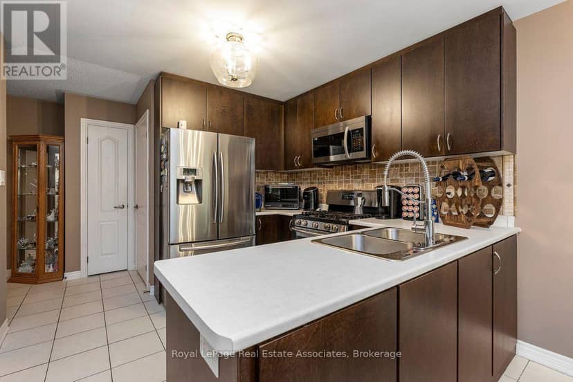 24 Lacorra Way — photo 12 of 40
