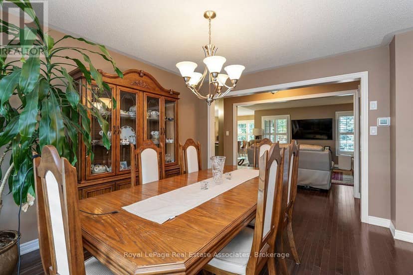 24 Lacorra Way — photo 6 of 40