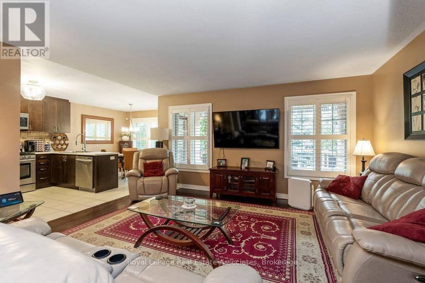 24 Lacorra Way — photo 7 of 40