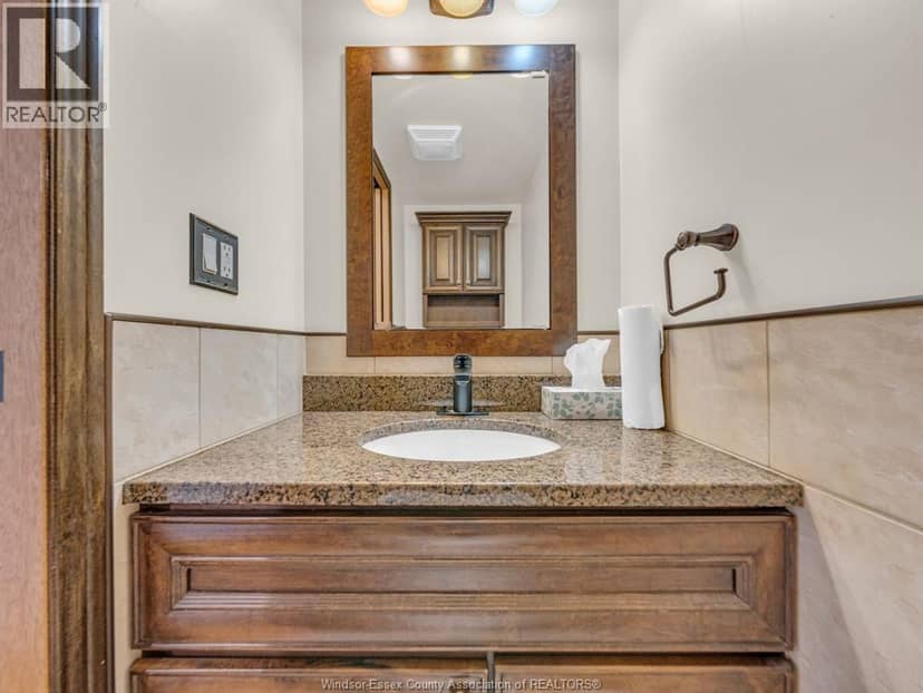 6701 Rose-ville Garden DRIVE — photo 14 of 38