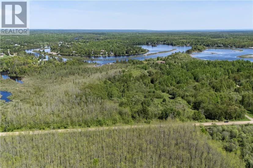 Lot 0 De L'Etang — photo 6 of 17