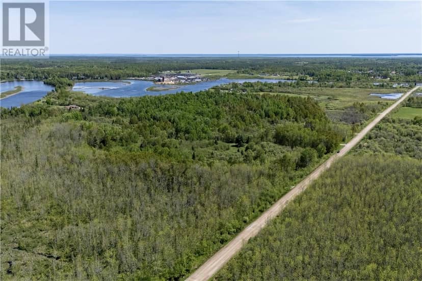 Lot 0 De L'Etang — photo 8 of 17
