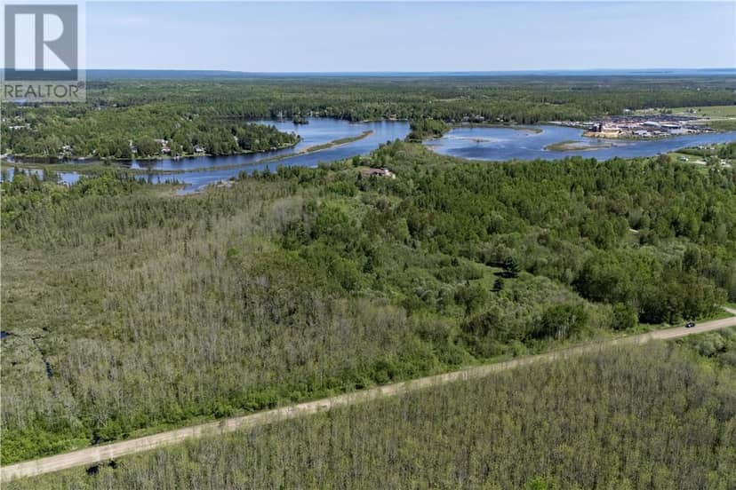 Lot 0 De L'Etang — photo 7 of 17