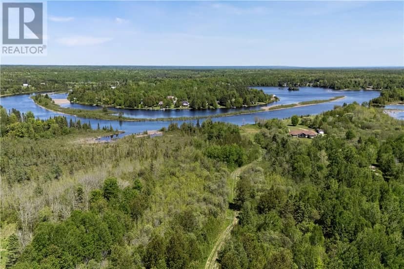Lot 0 De L'Etang — photo 16 of 17