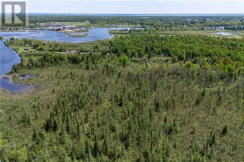 Lot 1 De L'Etang — photo 10 of 17