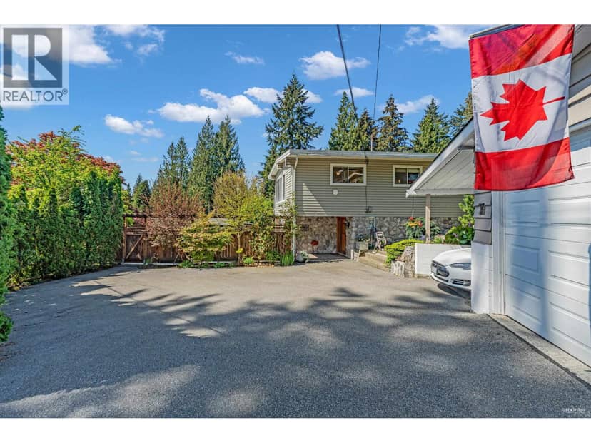 4323 VALENCIA AVENUE, North Vancouver, photo 3