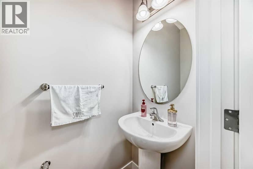 8 Yorkville Link SW, Calgary, photo 7