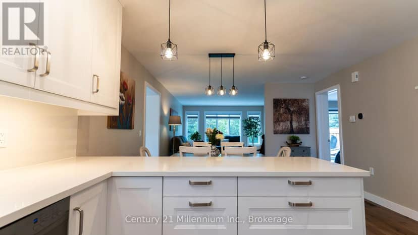 12 Illinois Crescent — photo 10 of 38
