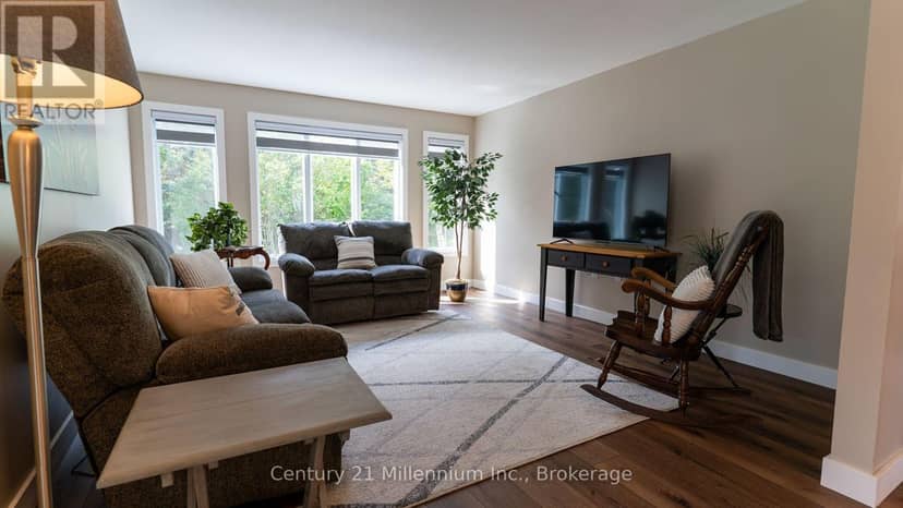12 Illinois Crescent — photo 19 of 38