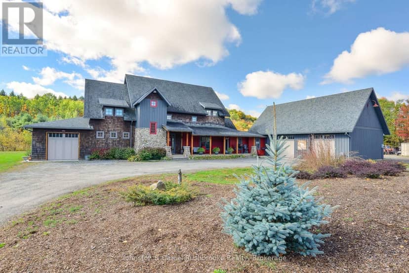 1422 Muskoka Rd 118 Road W, Bracebridge, photo 3