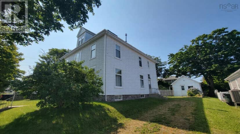 17 Porter Street, Yarmouth, photo 2