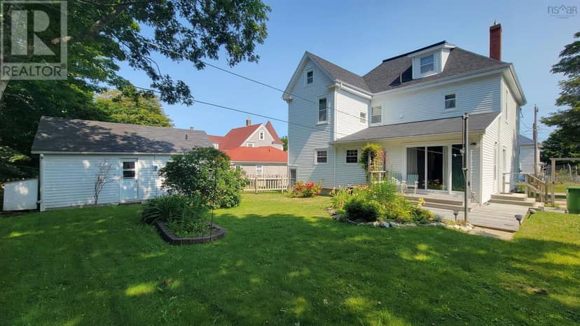 17 Porter Street, Yarmouth, photo 3