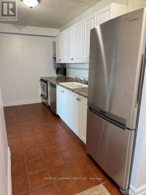1811 - 15 Torrance Road — photo 23 of 40