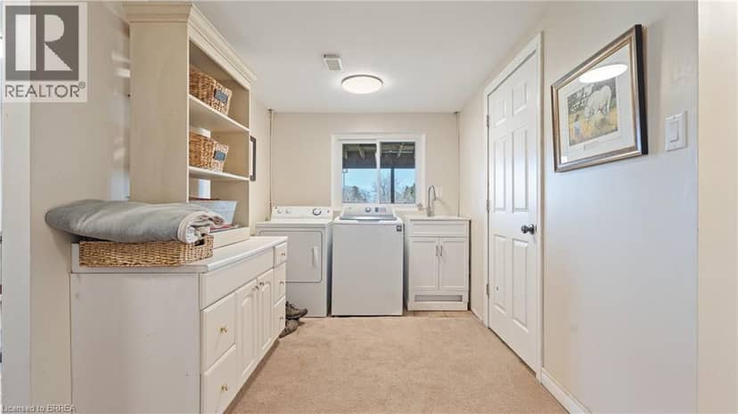 761 LYNDEN Road — photo 35 of 40