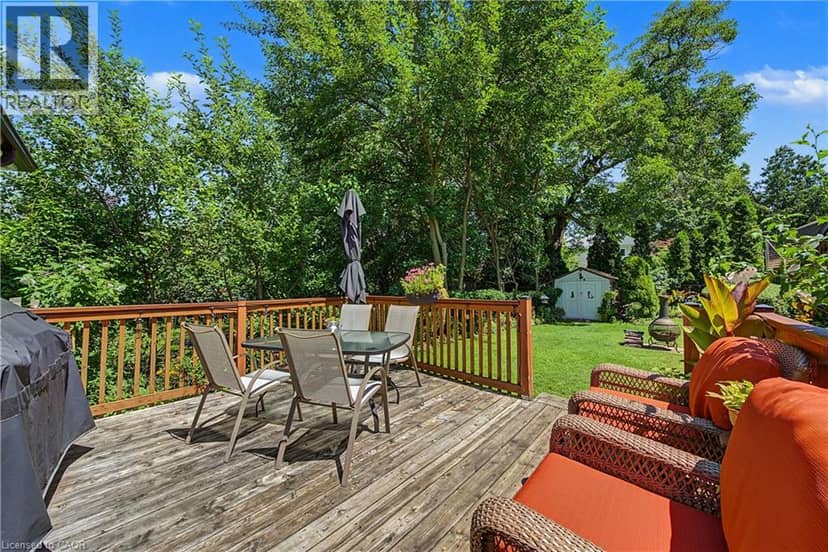 70 WOODLAND Avenue — photo 16 of 27